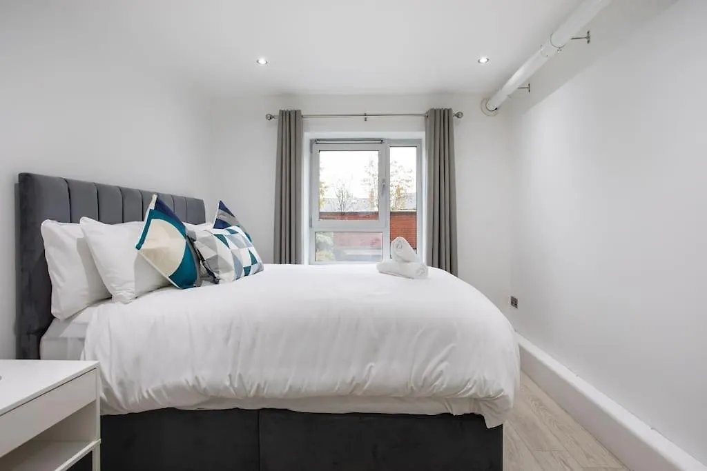 Fabulous Modern Luxury Apartment Sleeps 6- Parking Belfast United Kingdom